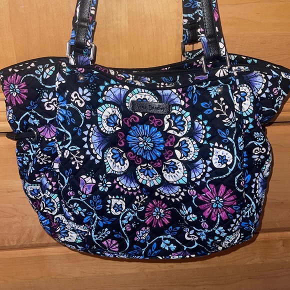 Vera Bradley Shoulder Bag - Picture 2 of 4